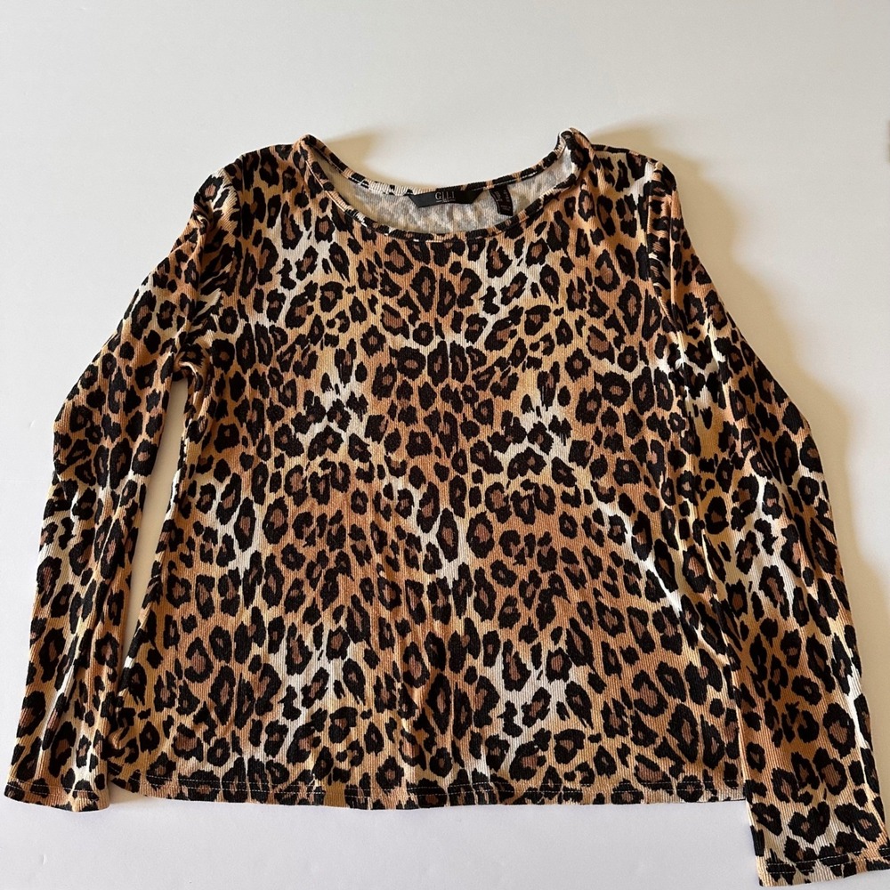 GILI Got It Love It Leopard Print Long‎ Sleeve Top - Women's Small